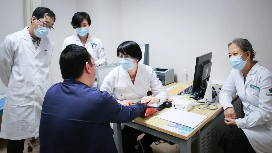 “這下子我放心了” ——“知名京醫(yī)海南行”我院活動側(cè)記2.jpg