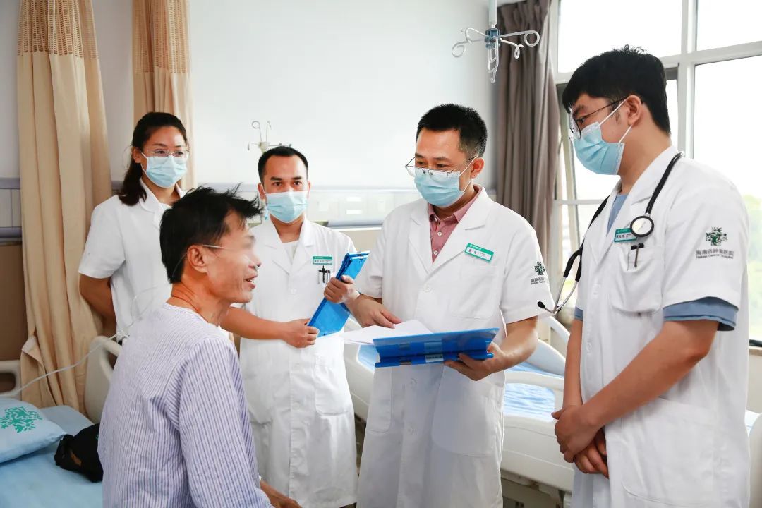 海南省腫瘤醫(yī)院組合治療 解呼吸之“?！?.jpg