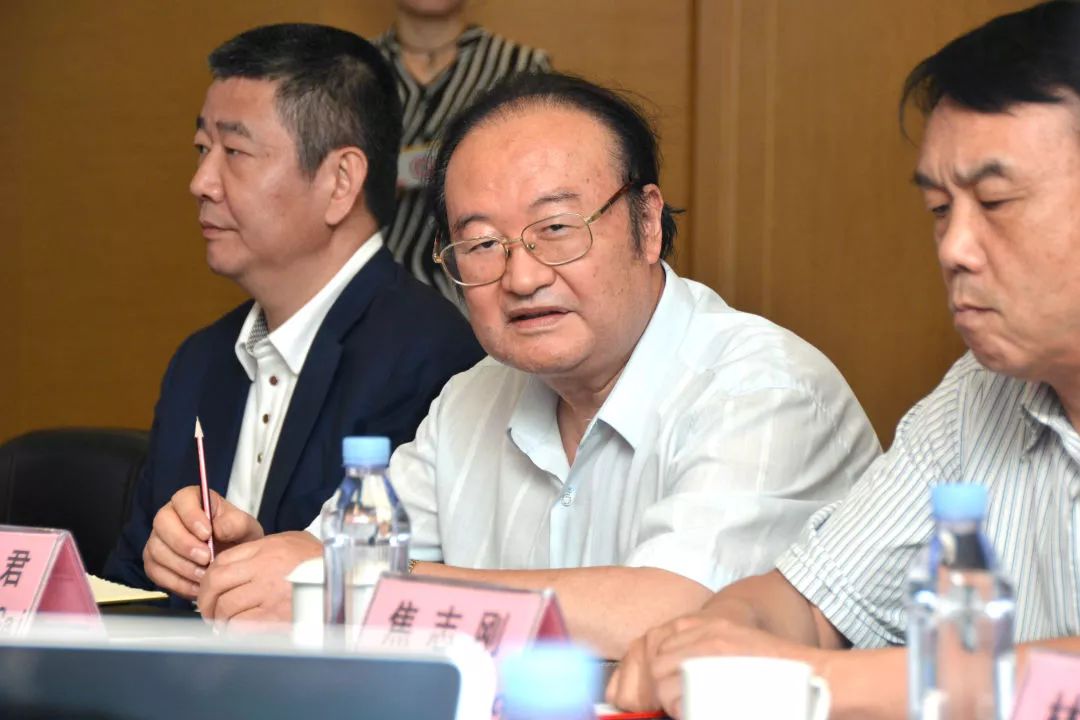 梅奧診所代表團(tuán)參觀訪問(wèn)海南省腫瘤醫(yī)院7.jpg