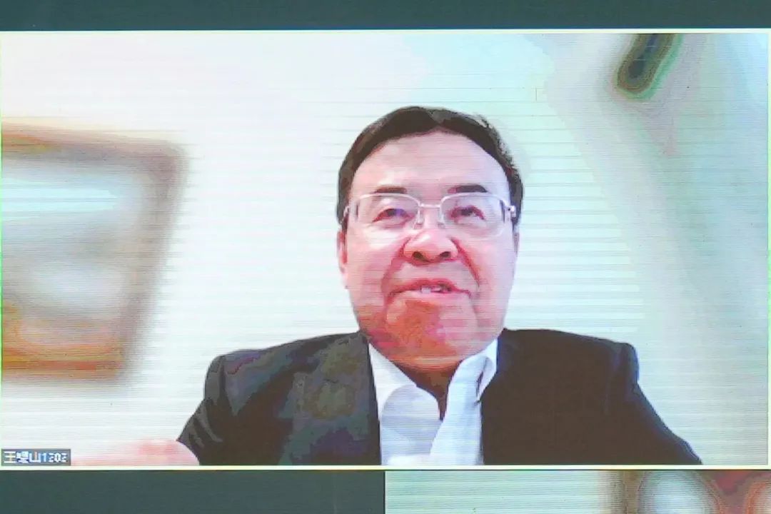 全國“術(shù)中放療”高峰論壇在瓊舉行2.jpg